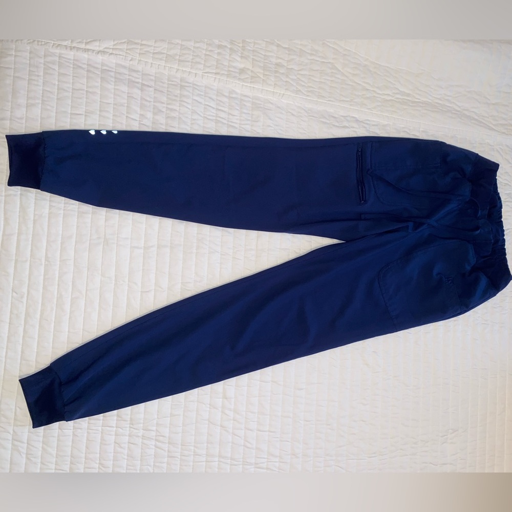 Scrub pants